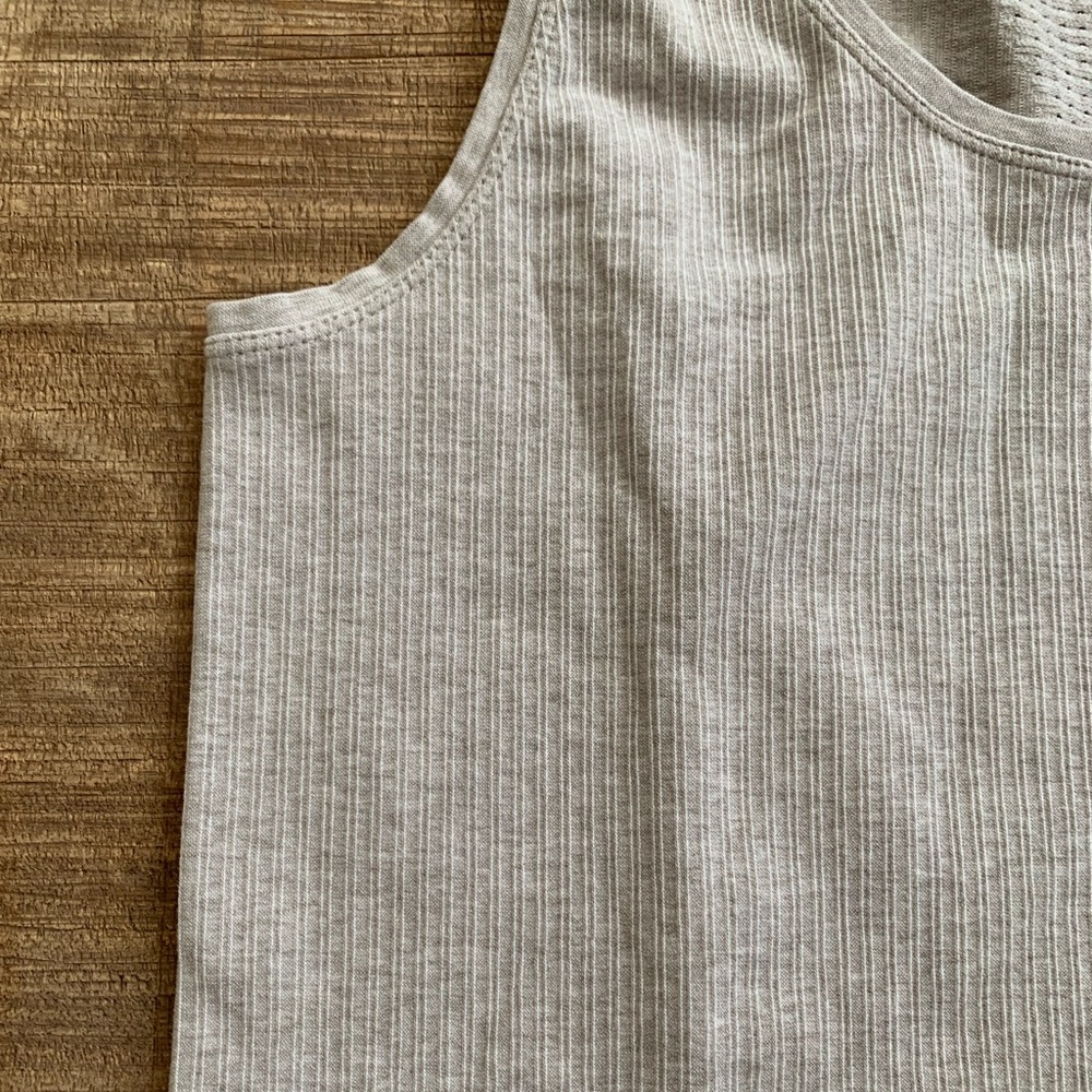 ATHLETA Pura Ribbed Tank in Oatmeal Womens Medium Stretch Design Activewear - Picture 6 of 11